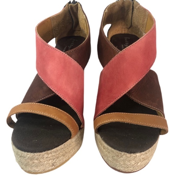 Bettye muller Strappy Raw Edge Canvas Heels sz. 8 - Picture 3 of 7